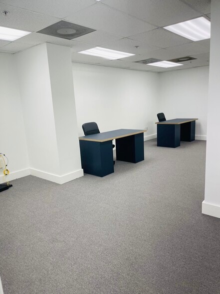 More Photos Of 1110 Brickell Ave, Miami Office For Lease