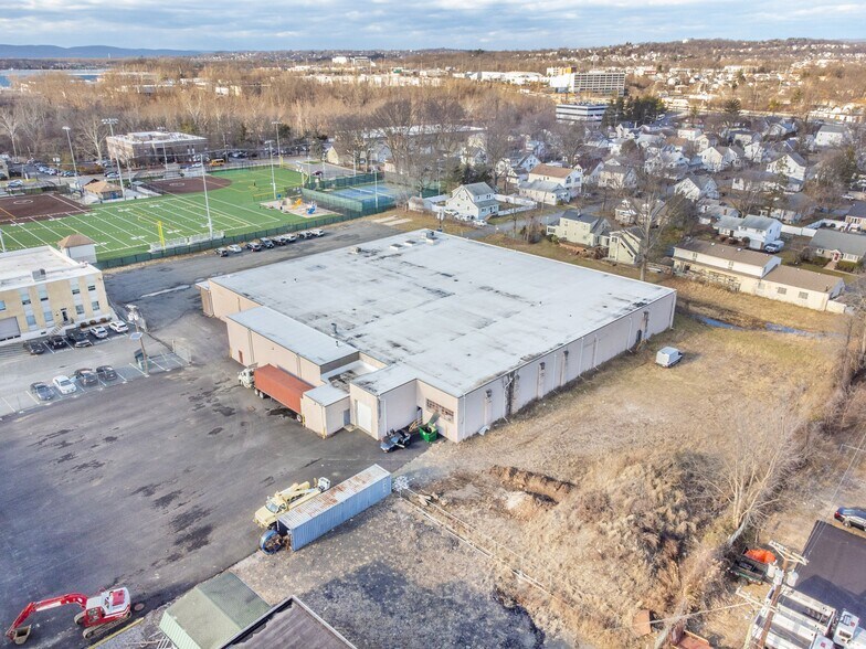 More Photos Of 75 Harrison St, Little Falls Warehouse For Lease