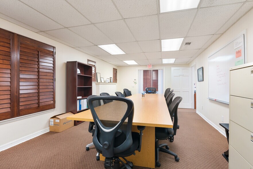 More Photos Of 1507 20th St, Vero Beach Medical For Sale