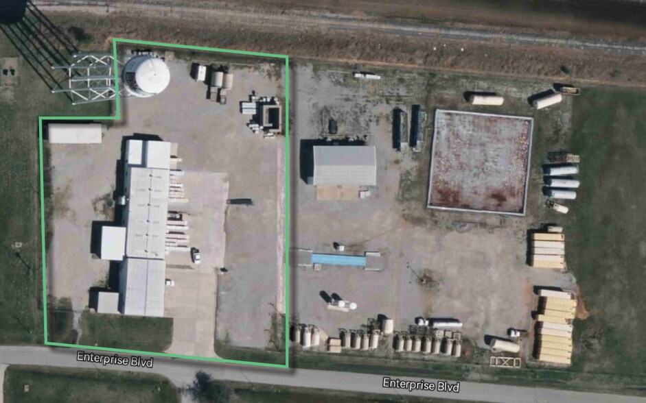 More Photos Of 1709 Enterprise Blvd, Pauls Valley Warehouse For Sale