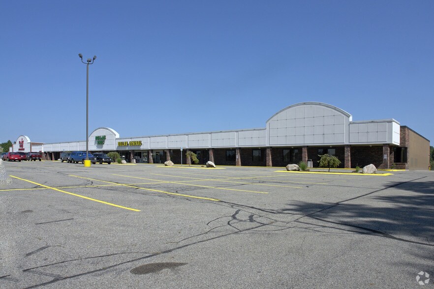 Primary Photo Of 5270-5296 Eastern Ave SE, Kentwood Storefront For Lease