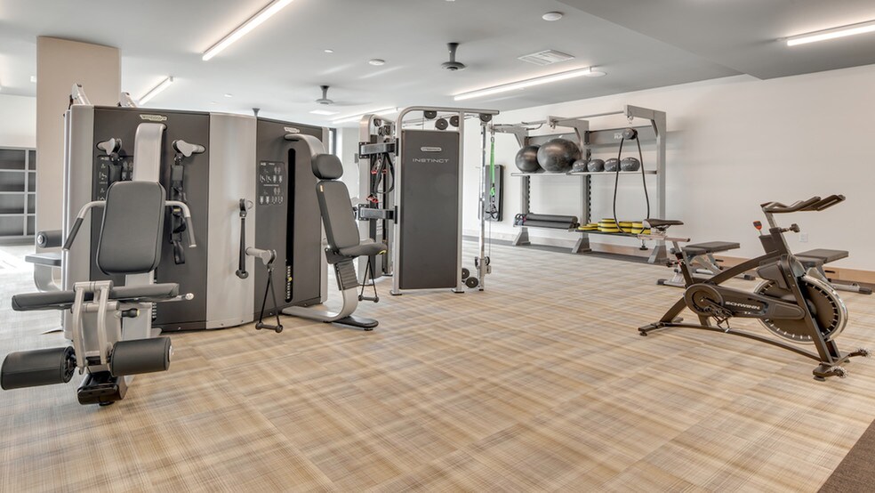 More Photos Of 378 Embarcadero W, Oakland Apartments For Lease