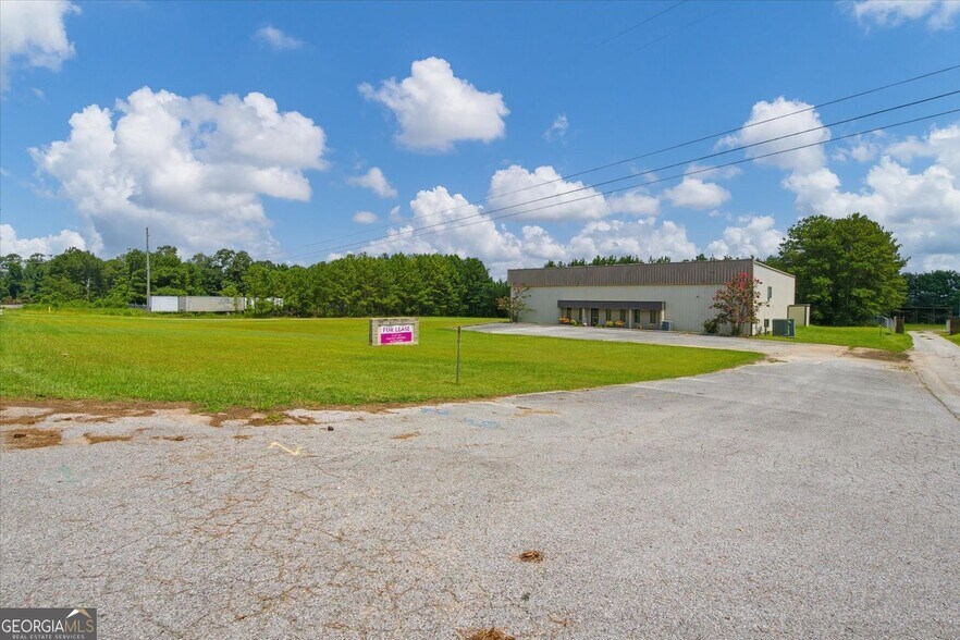 More Photos Of 524 Golf Course Rd, Tallapoosa Warehouse For Lease