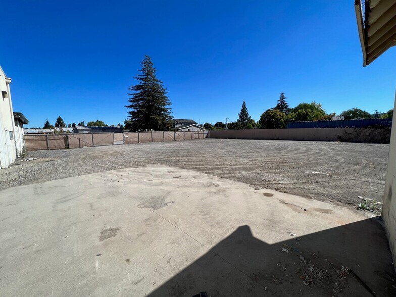 More Photos Of 1285 Petaluma Hill Rd, Santa Rosa Land For Lease