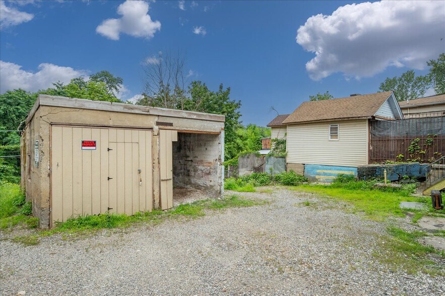 More Photos Of 114 Ferris Ave, White Plains Multifamily For Sale