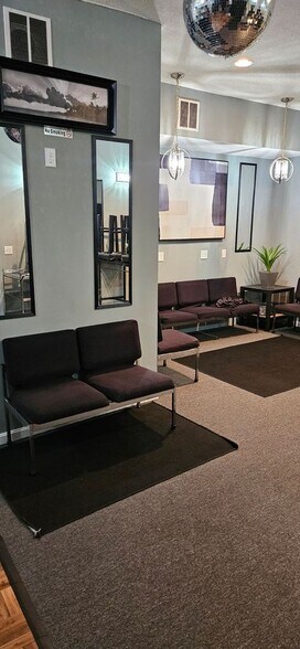 More Photos Of 2801 W Madison St, Louisville Freestanding For Sale