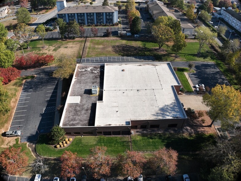 More Photos Of 3480 Lakemont Blvd, Fort Mill Light Distribution For Sale