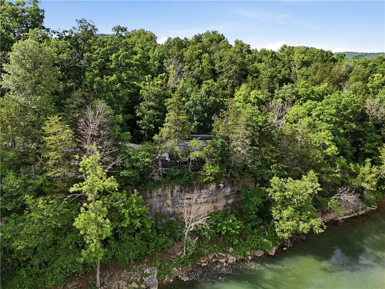 More Photos Of 394 Madison 1555, Eureka Springs Specialty For Sale
