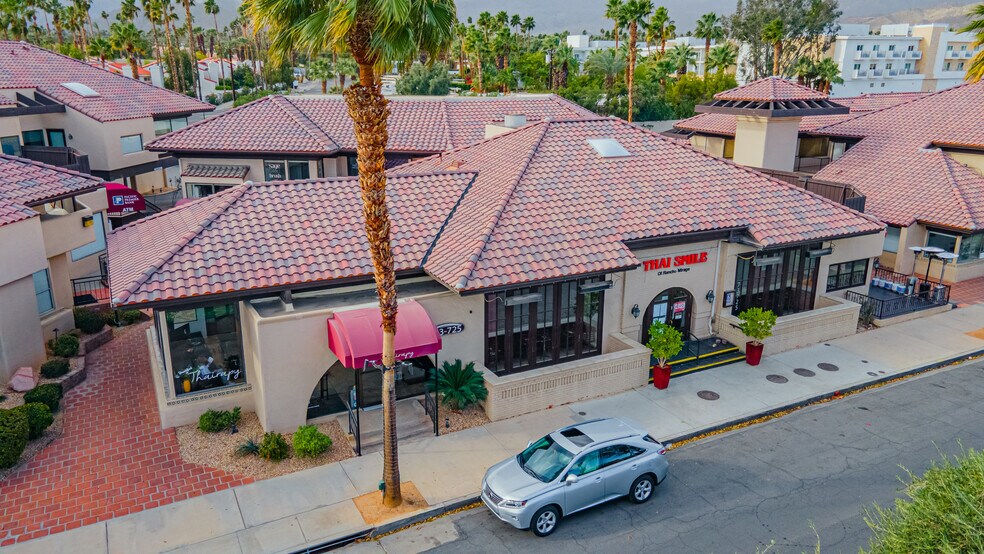 More Photos Of 73745 El Paseo, Palm Desert Unknown For Lease