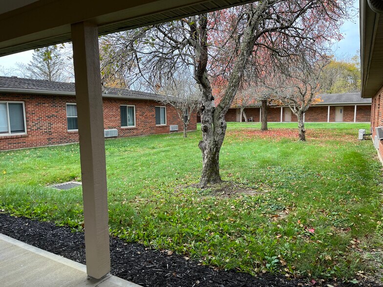 More Photos Of 200 N 11th St, Greenfield Apartments For Sale