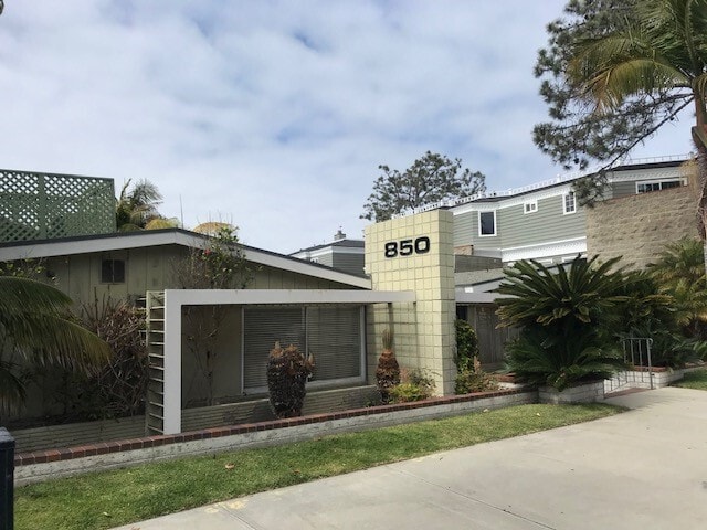 Primary Photo Of 850 Prospect St, La Jolla Medical For Lease