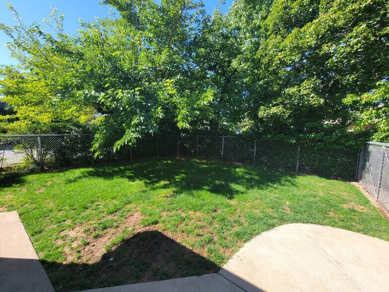 More Photos Of 1055 Grass Valley Hwy, Auburn Medical For Lease