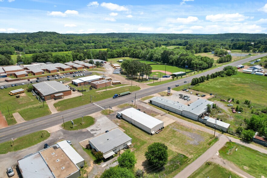 More Photos Of 1416 Linda Dr, Daingerfield Auto Repair For Sale