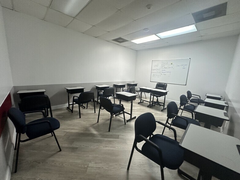 More Photos Of 30200-30394 Old Dixie Hwy, Homestead Unknown For Lease