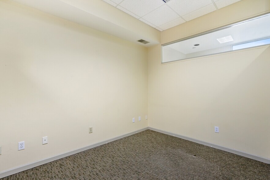 More Photos Of 1301 Grandview Ave, Pittsburgh Office For Lease
