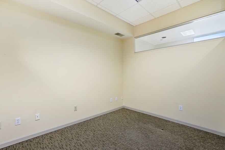 More Photos Of 1301 Grandview Ave, Pittsburgh Office For Sale