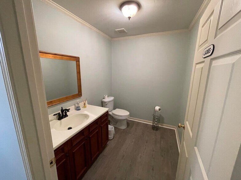 More Photos Of 1589 MS-178, Myrtle Research And Development For Sale