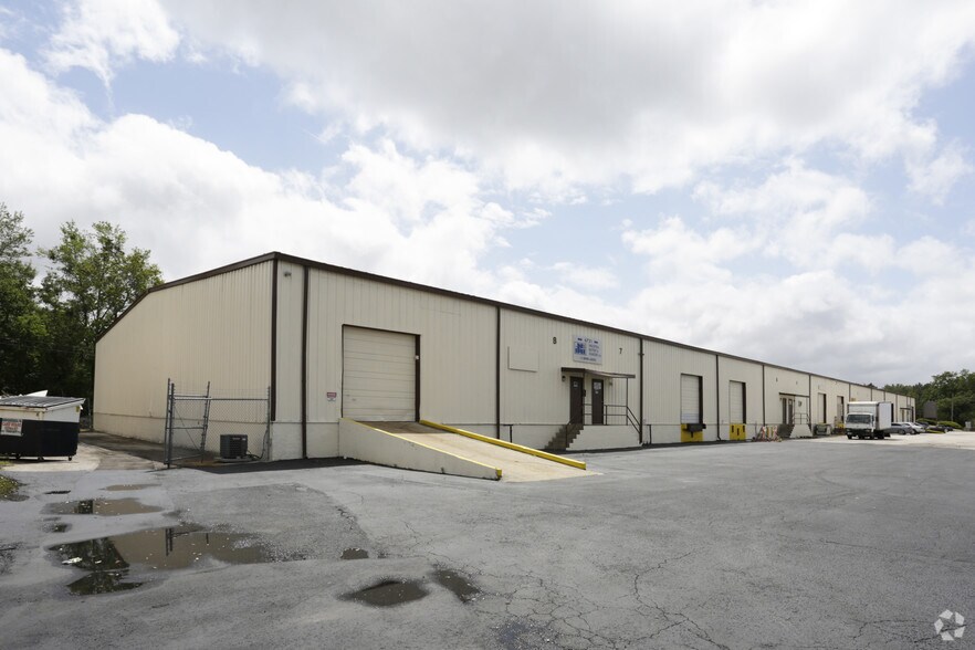 More Photos Of 6721 Stuart Ave, Jacksonville Warehouse For Lease