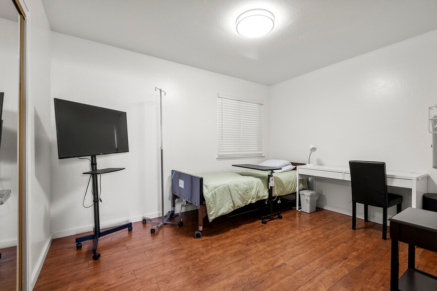 More Photos Of 1230 Vancouver Way, Livermore Assisted Living For Sale