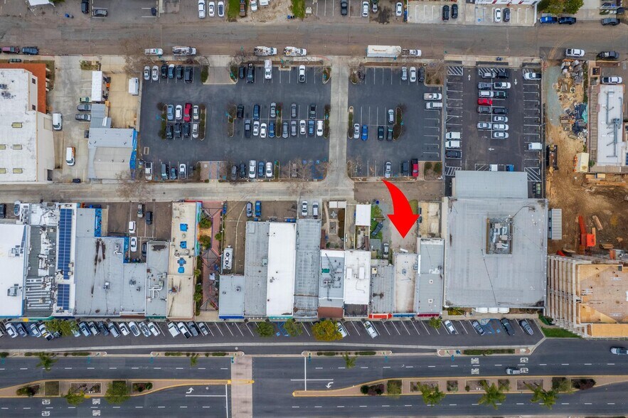 More Photos Of 7918 Broadway, Lemon Grove Storefront For Sale