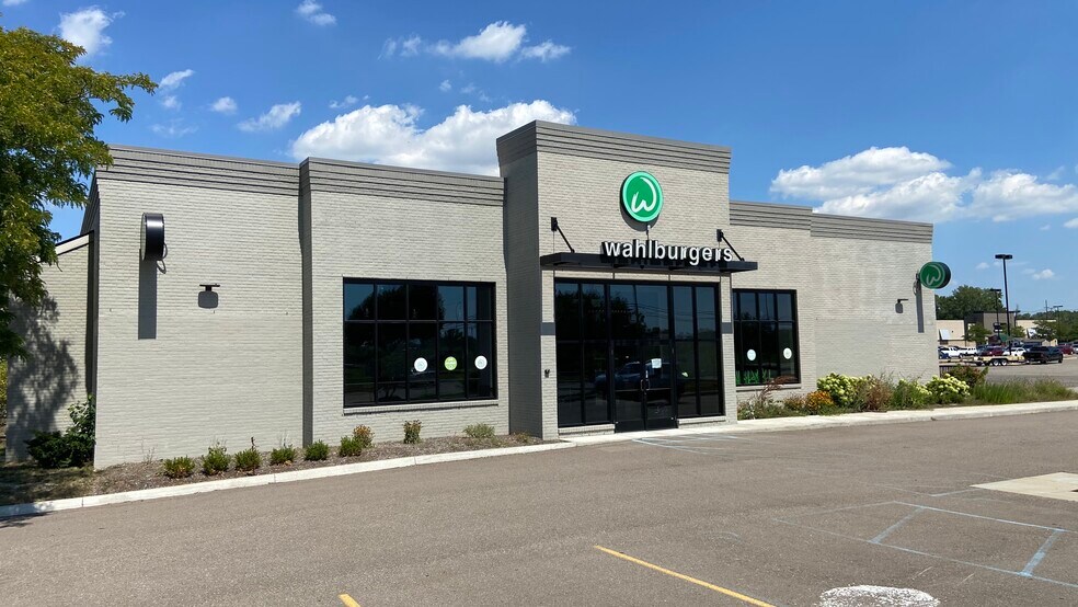 More Photos Of 21200 Penn St, Taylor Restaurant For Sale