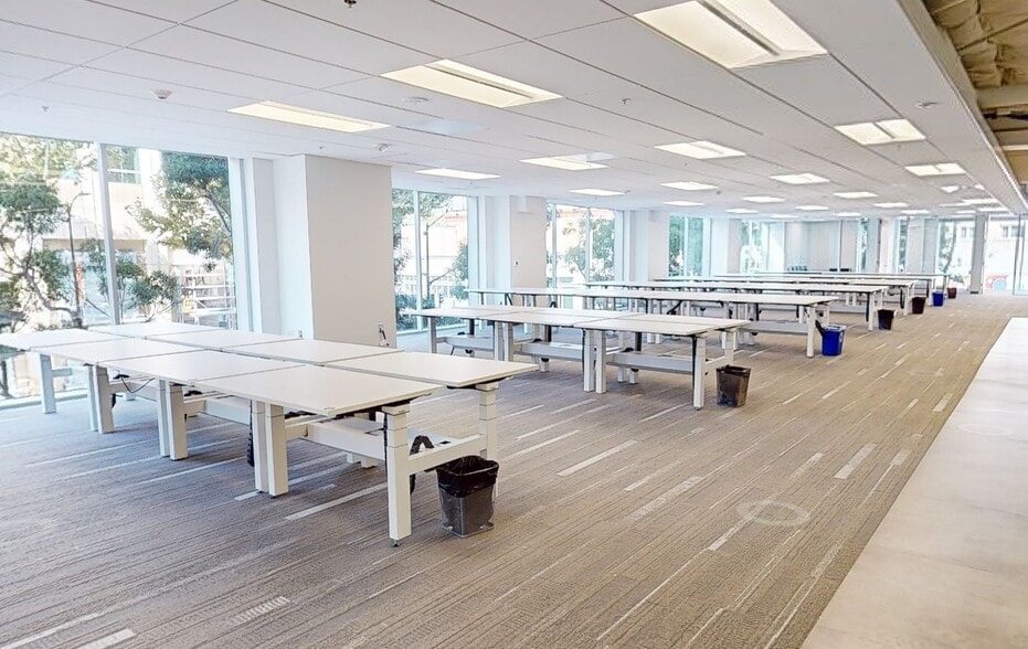 More Photos Of 10 Almaden Blvd, San Jose Office For Lease