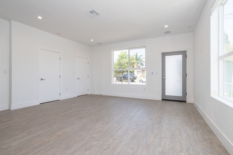 More Photos Of 12647-12649 N Bradley Ave, Sylmar Apartments For Sale