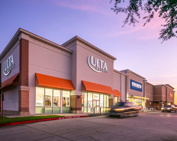 More Photos Of I 45, League City Unknown For Lease