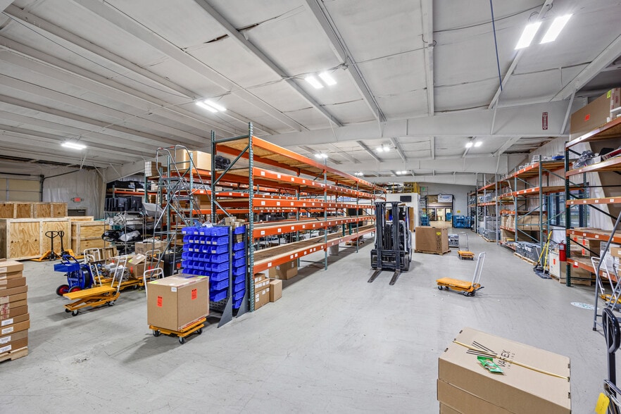 More Photos Of 8190 Regent Pky, Fort Mill Warehouse For Lease