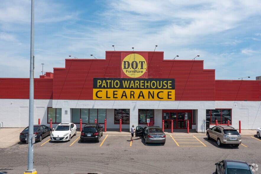 More Photos Of 2625 Weston Rd, Toronto Unknown For Lease