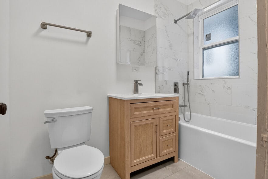 More Photos Of 1528 E 74th Pl, Chicago Apartments For Sale