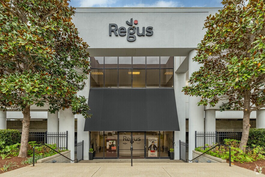 More Photos Of 1 Music Cir N, Nashville Coworking Space