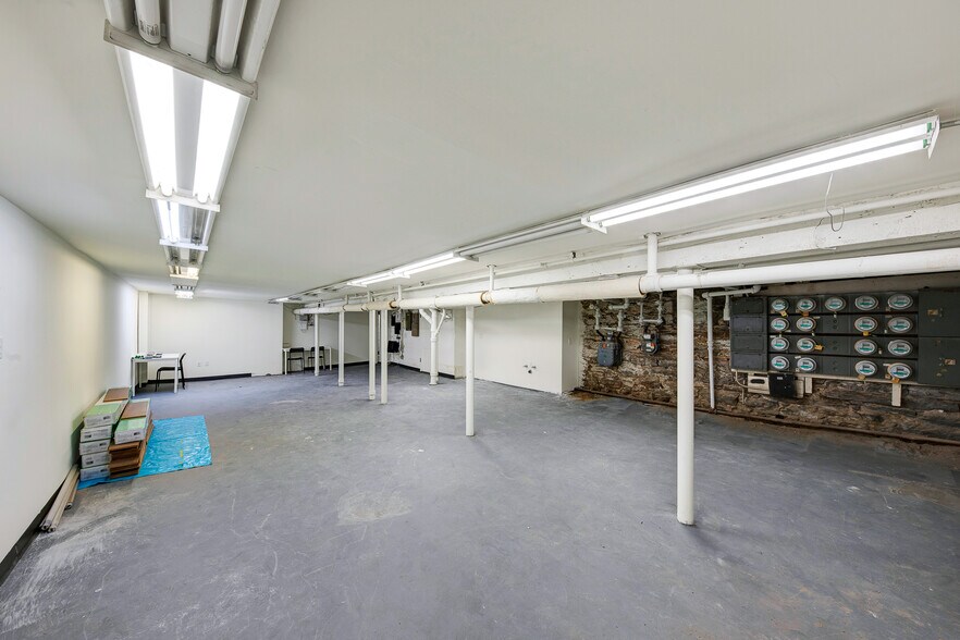 More Photos Of 1277 Third Ave, New York Apartments For Lease