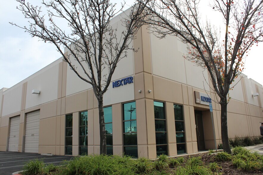 More Photos Of 7133 Telegraph Rd, Montebello Warehouse For Lease