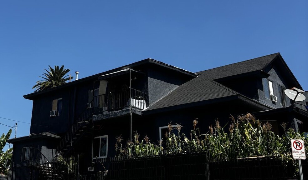 Primary Photo Of 275 S Union Ave, Los Angeles Multifamily For Sale