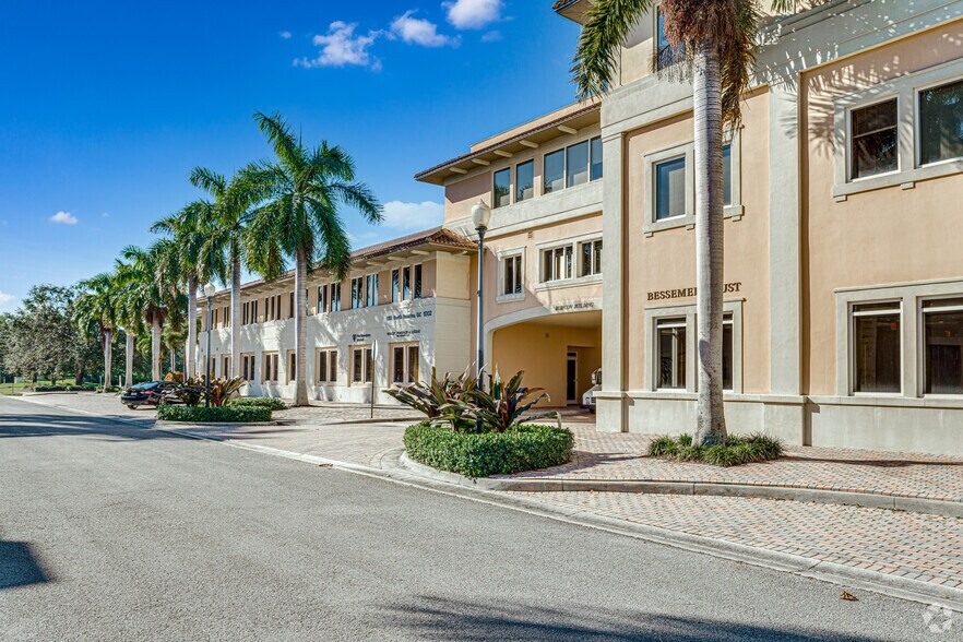 More Photos Of 1000 SE Monterey Commons Blvd, Stuart Unknown For Lease