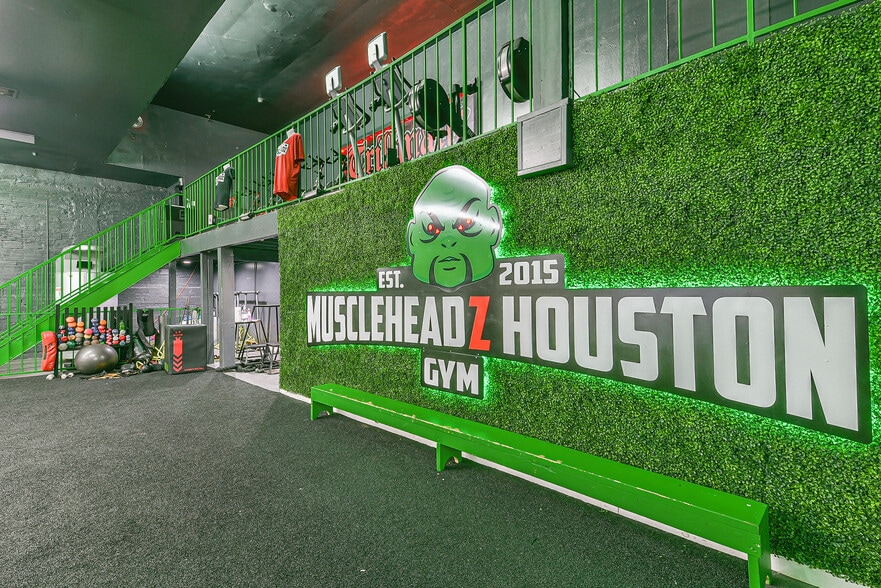 More Photos Of 2701 Emancipation Ave, Houston General Retail For Sale