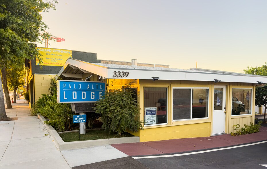 Primary Photo Of 3339 El Camino Real, Palo Alto Hotel For Sale