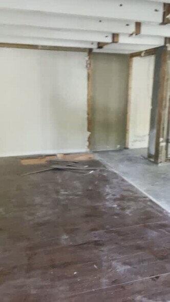 Primary Photo Of 20600 Redwood Rd, Castro Valley General Retail For Lease