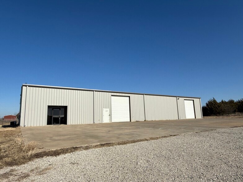 Primary Photo Of 4544 Maxey Rd, Alvarado Service For Lease