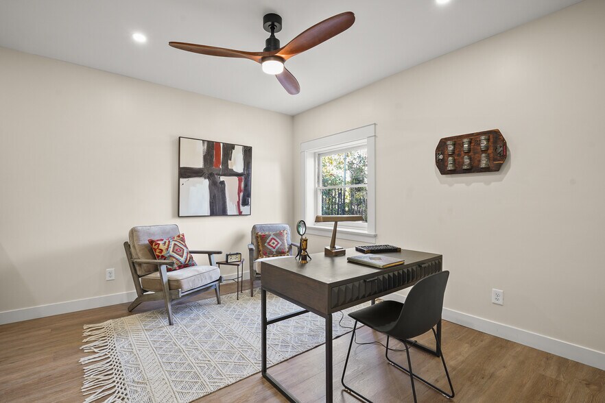 More Photos Of 844 E Kensington Rd, Los Angeles Specialty For Sale