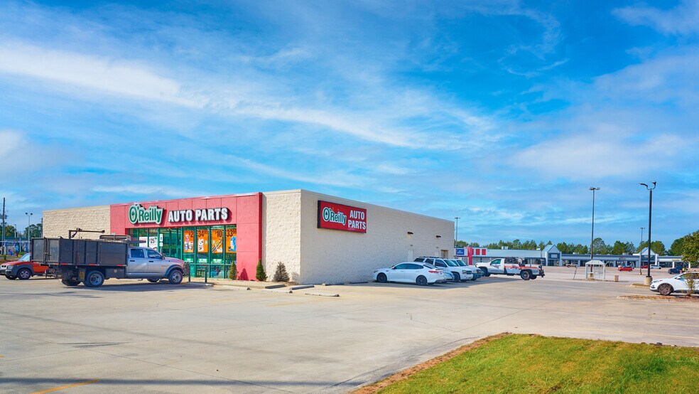 More Photos Of 1111-1195 N Bragg Blvd, Spring Lake Unknown For Lease