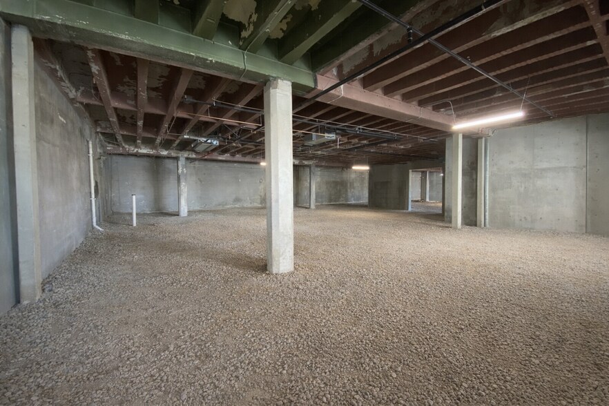 More Photos Of 455-467 25th St, Ogden Restaurant For Lease