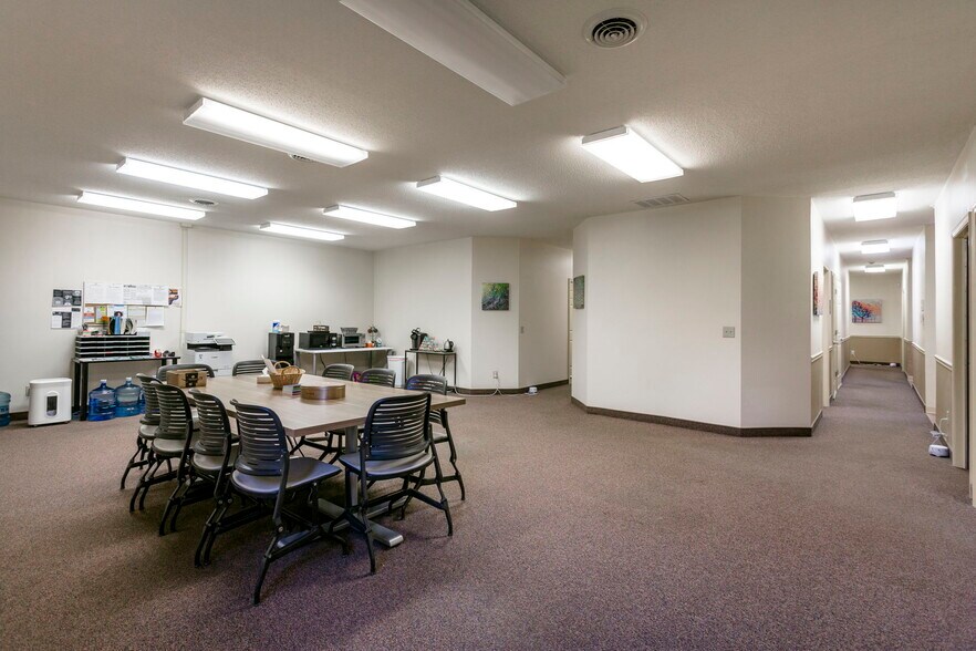 More Photos Of 3230 Peoples Dr, Harrisonburg Office For Lease