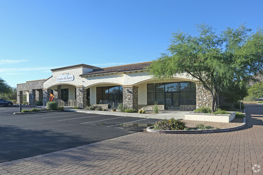 Primary Photo Of 7509 E Cave Creek Rd, Carefree General Retail For Lease