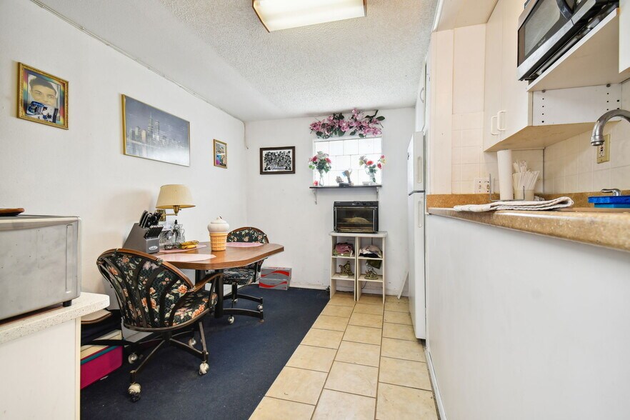 More Photos Of 5146 Marine Pky, New Port Richey Storefront Retail Office For Sale