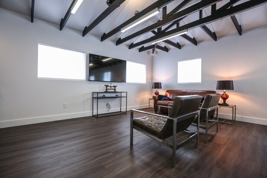 More Photos Of 1400 Portland Ave, Irondequoit Medical For Lease