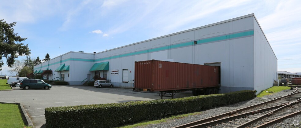 More Photos Of 13900-13980 Bridgeport Rd, Richmond Warehouse For Lease