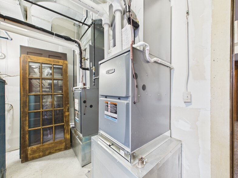 More Photos Of 220 E 6th St, Minden Office Residential For Sale