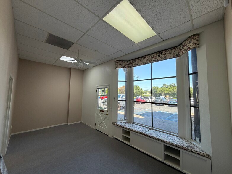More Photos Of 935 Riverside Ave, Paso Robles Medical For Sale